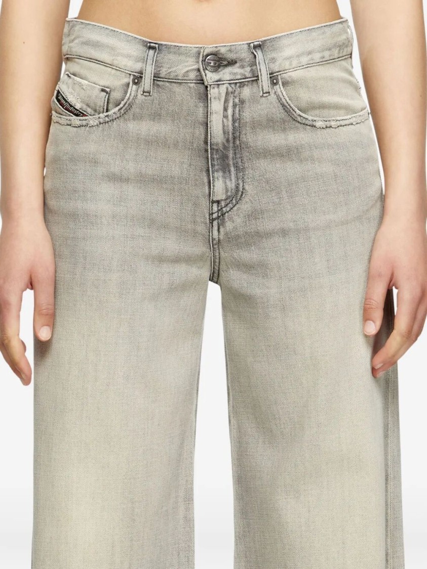 Diesel 1978 D-akemi Jeans In Gray