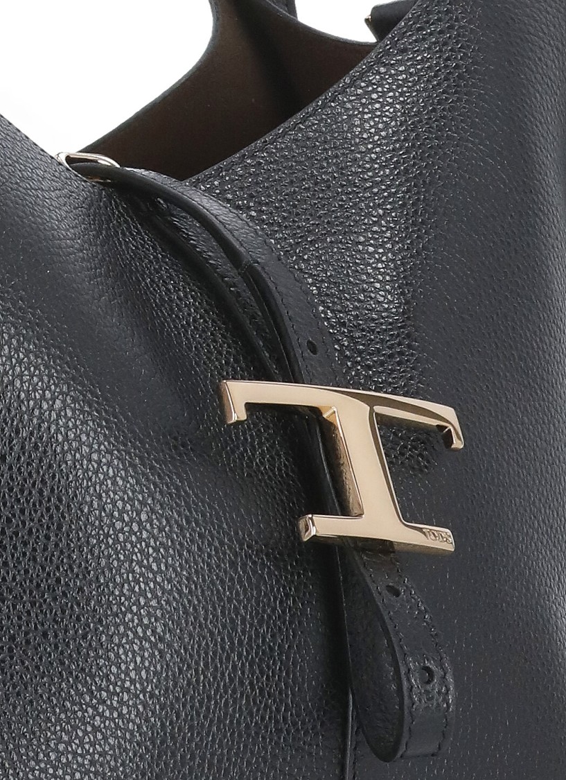 Tod's Black Leather Shoulder Bag In Black