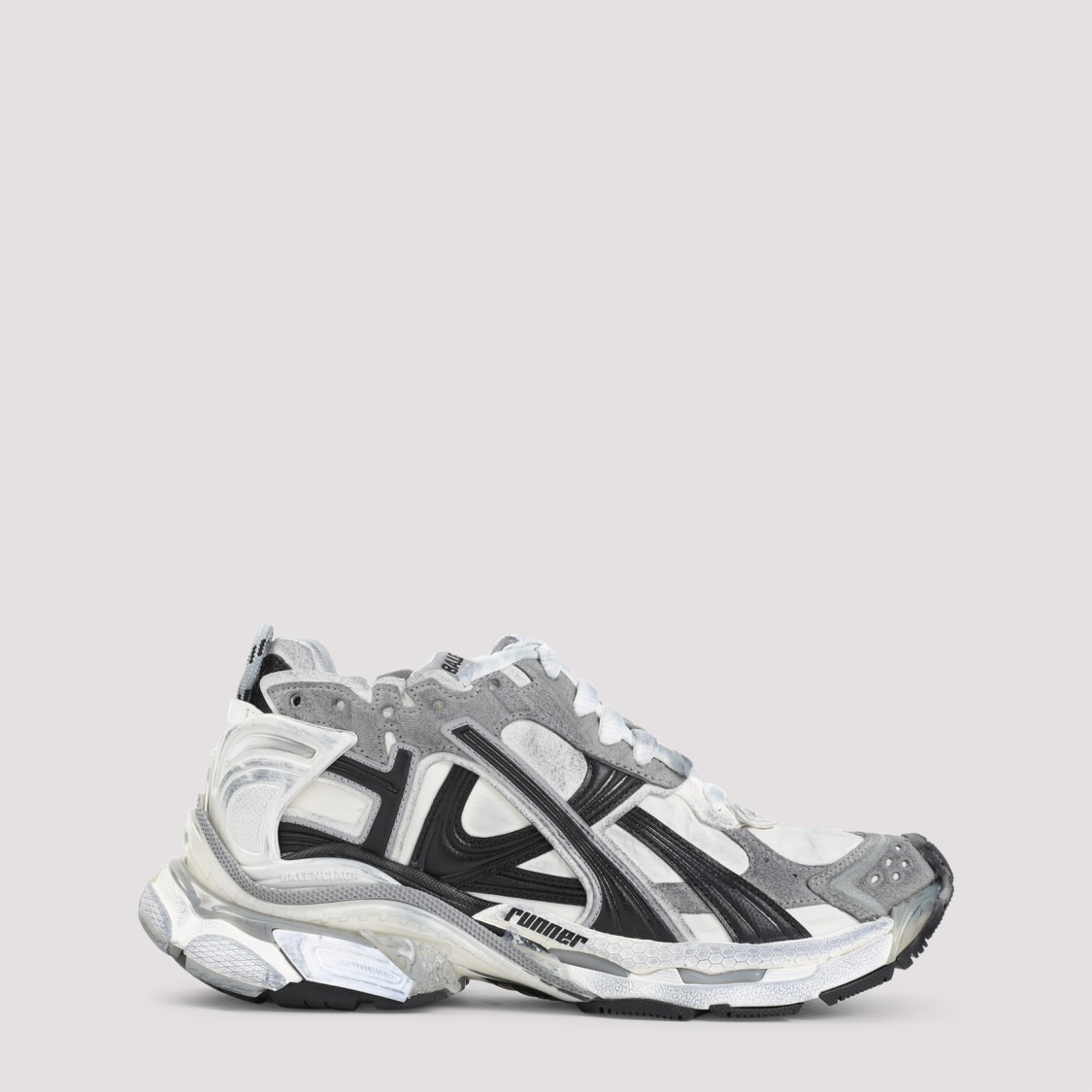 Balenciaga Runner Gradient Snekaers In Grey