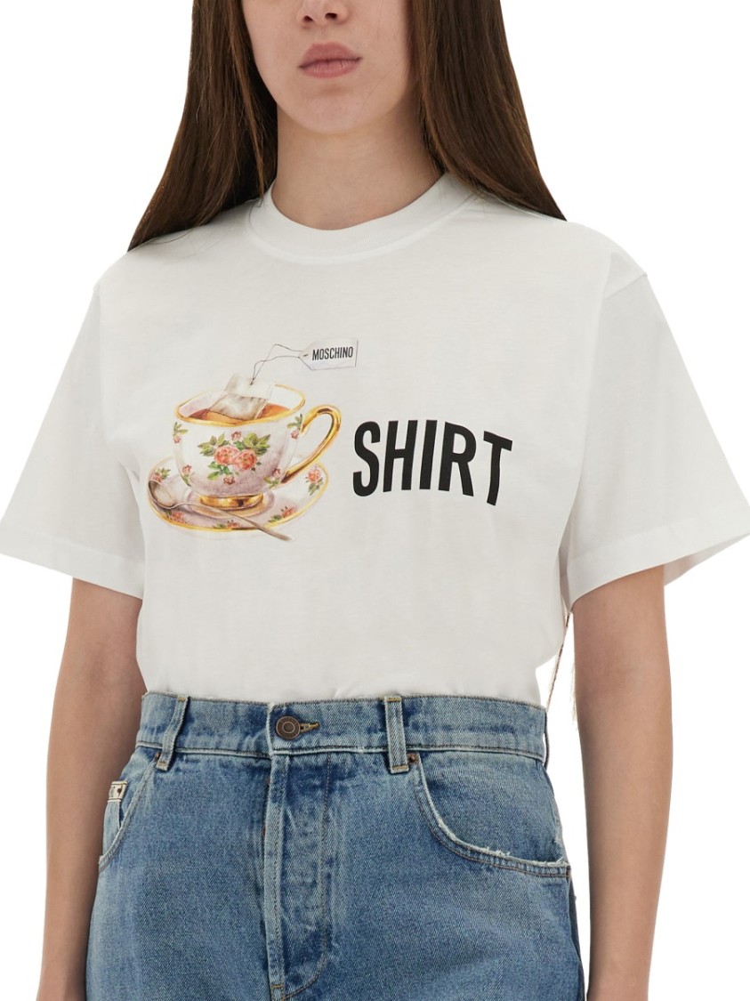Moschino Playful Cotton T-shirt With Floral Print In White