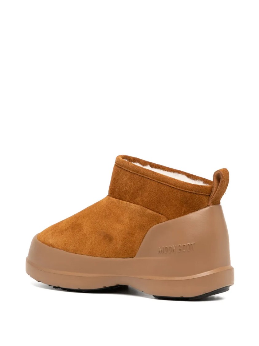 Moon Boot Mb Luna Low Boot Suede Boots In Neutral