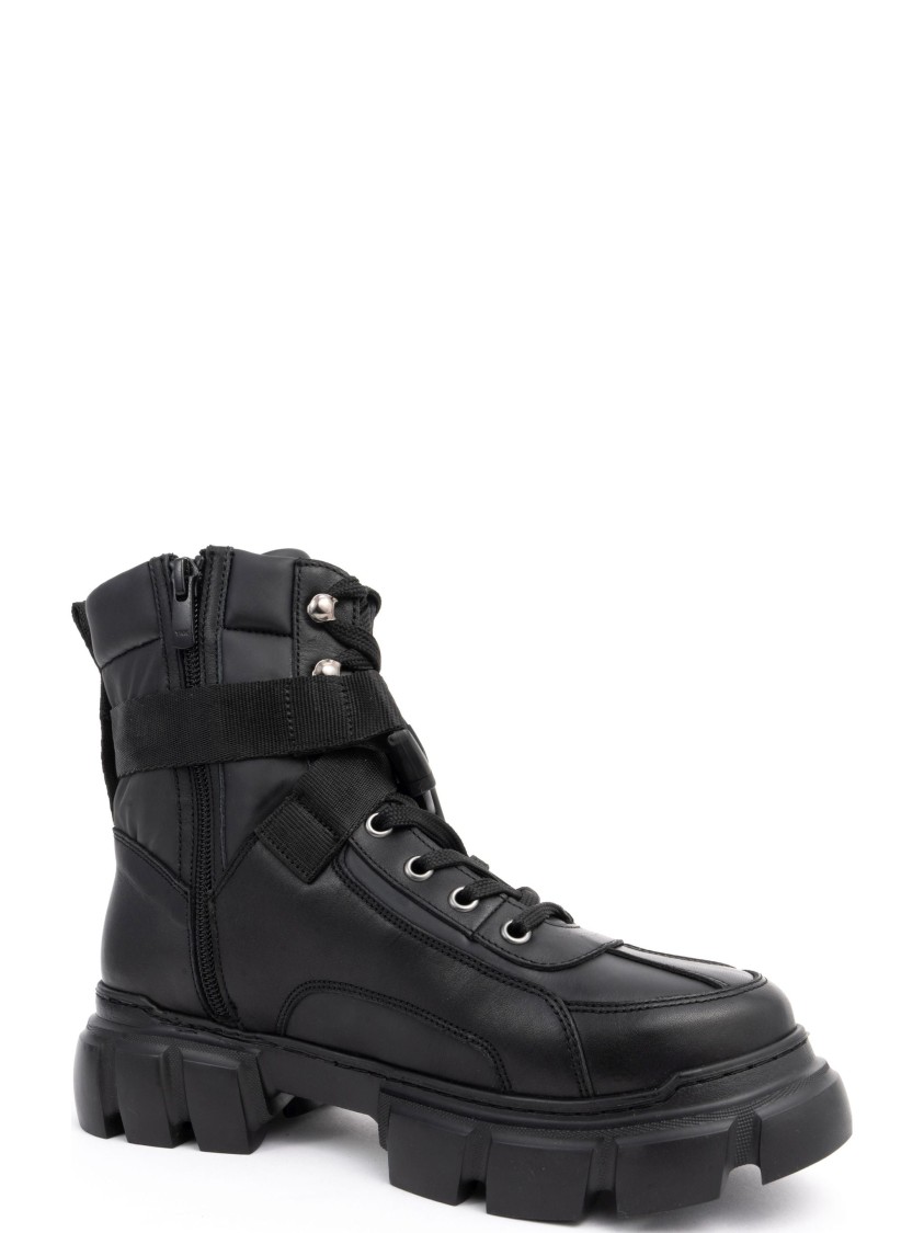 Sergio Moretti Chunky Sole Ankle Boots With Lace-up Detail In Black
