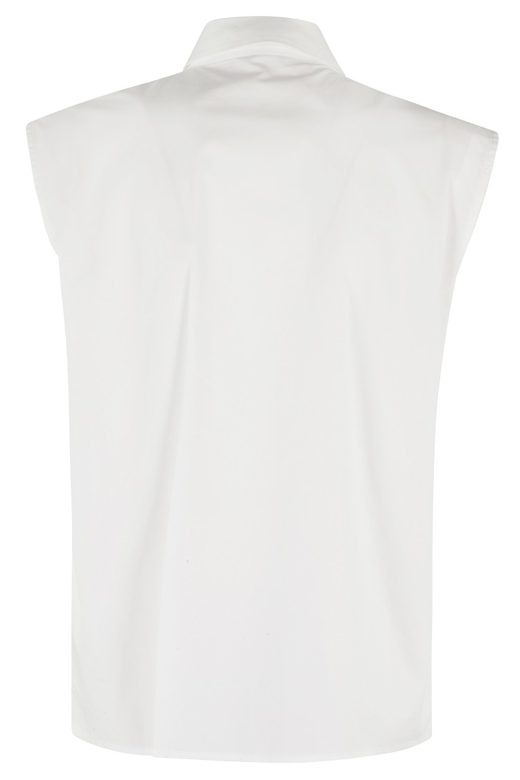 Isabelle Blanche Sleeveless Cotton Top With Classic Collar In White