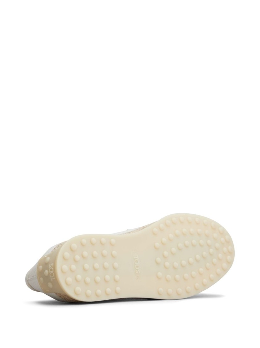Tod's White Flat Shoes With Calfskin Upper In White