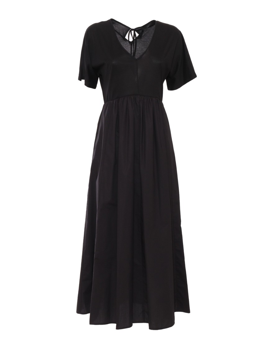 Max Mara Weekend Essential Black Jersey Midi Dress With Elegant V-neckline