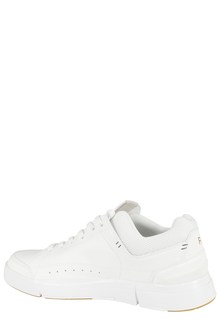 On Running X Roger Federer The Roger Centre Court Trainers In White