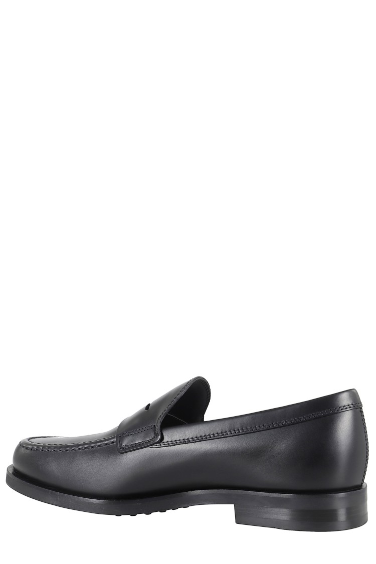Tod's Formal Loafer With Embossed Logo In Smooth Leather In Black