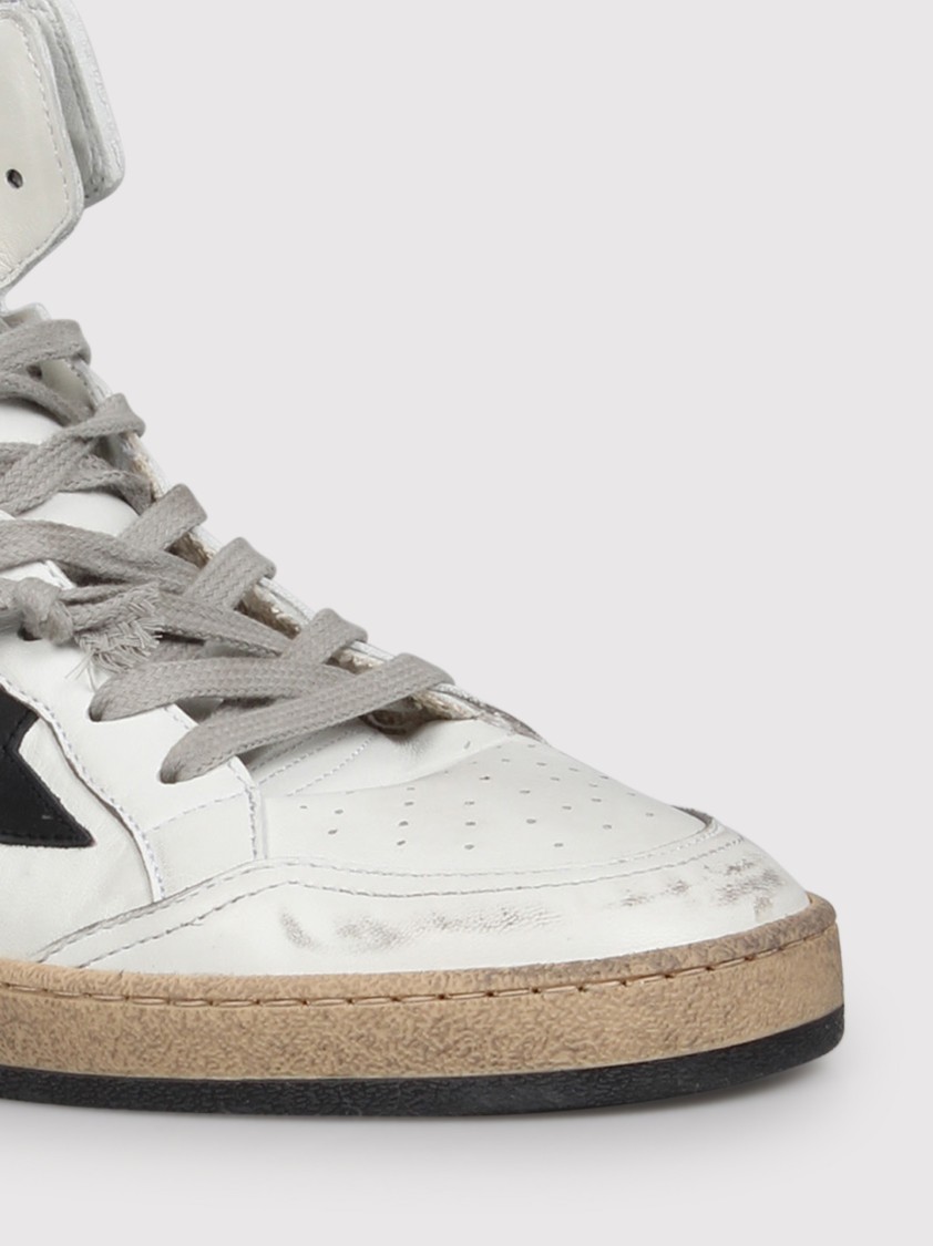 GOLDEN GOOSE GOLDEN GOOSE DELUXE BRAND SKY STAR SNEAKERS