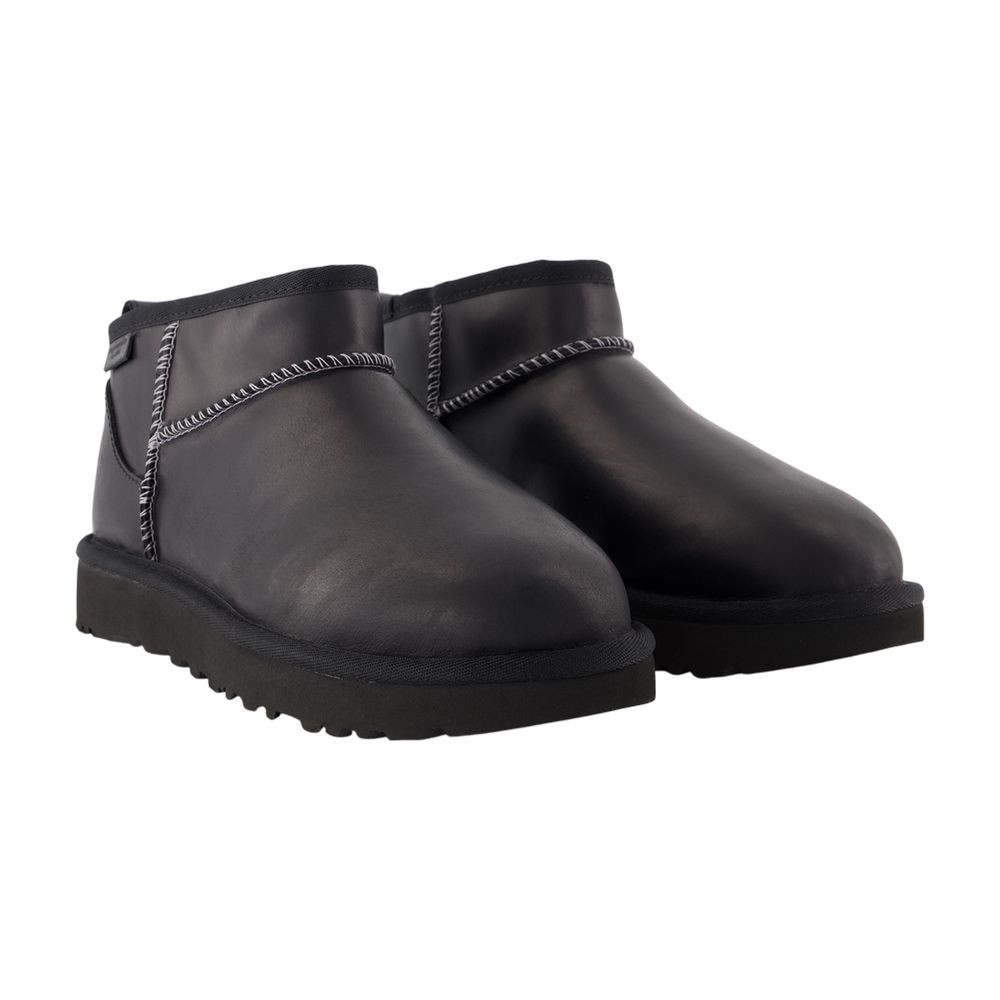 UGG UGG W CLASSIC ULTRA MINI ANKLE BOOTS - LEATHER - BLACK