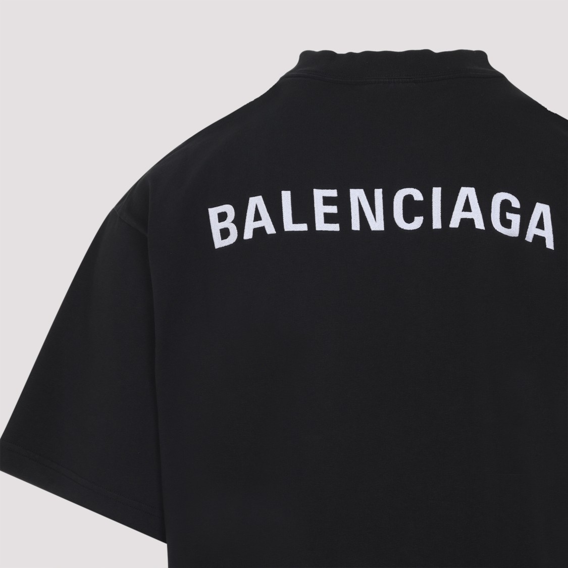 Balenciaga Black Crewneck T-shirt With Logo Lettering On The Front And Logo Patch On The Sleeve In Cotton Man