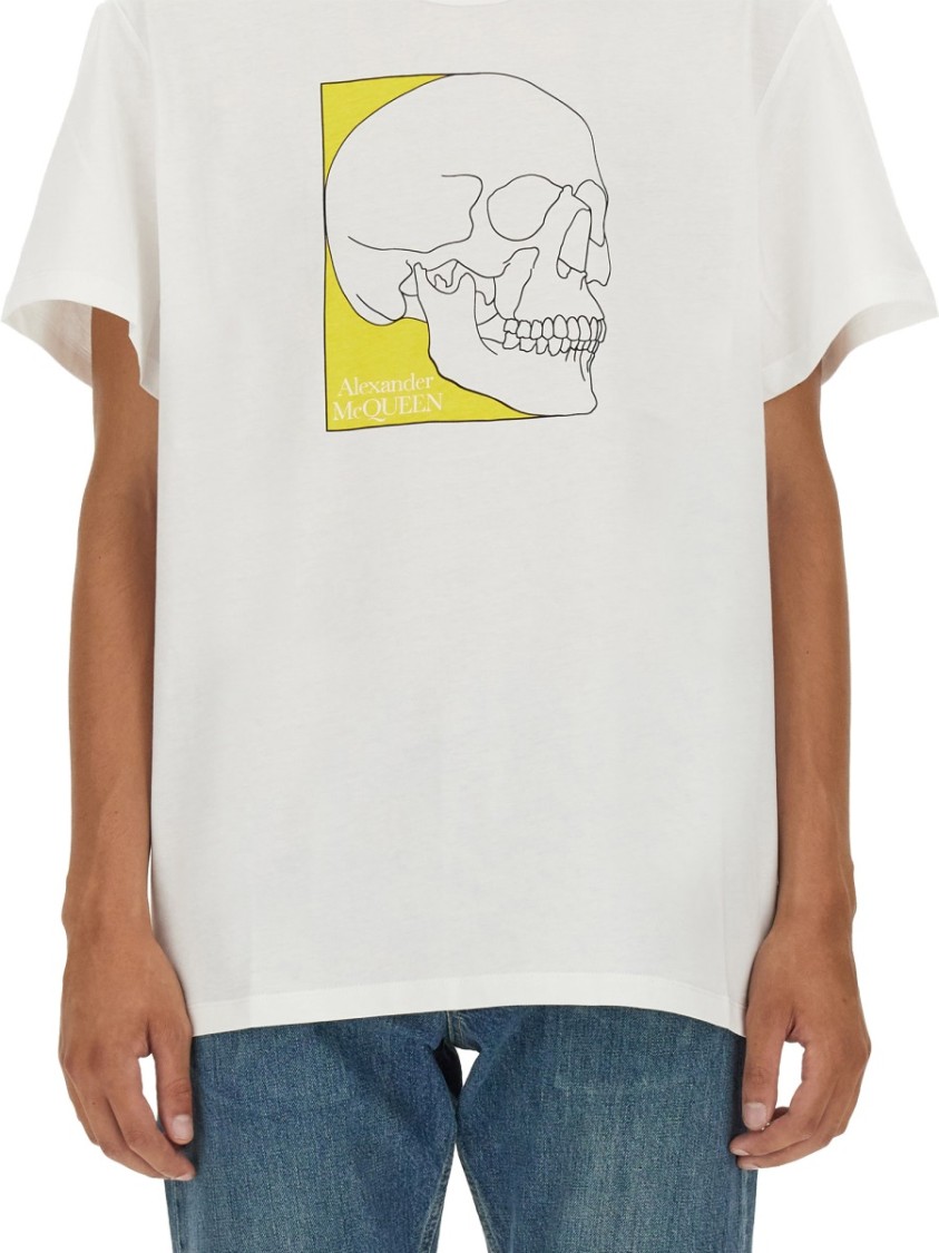 Alexander Mcqueen Men's Skull Print T Shirt In White
