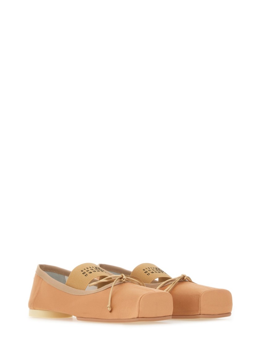Mm6 Maison Margiela Mm6 By Maison Margiela Ballerina Flats With Logo And Bow Detail In Neutrals