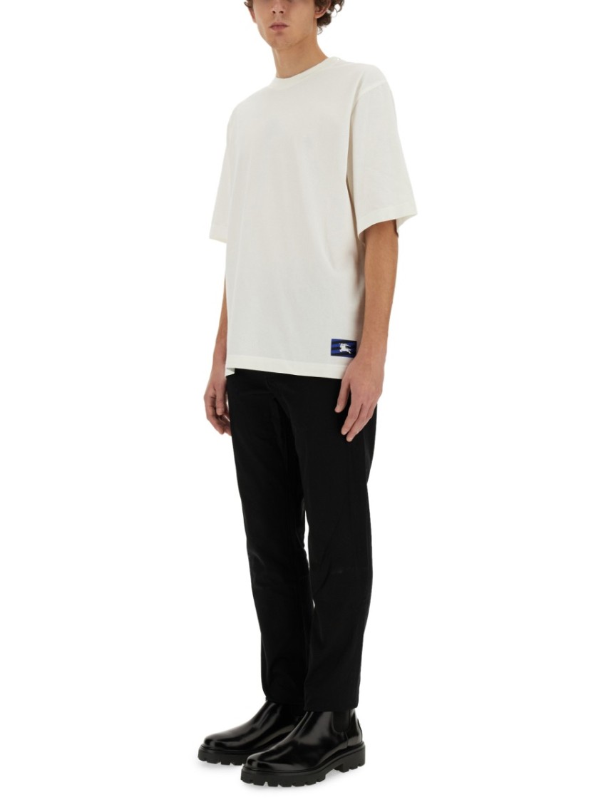 Burberry White Crewneck T-shirt With Equestrain Knight Patch In Cotton Man In White