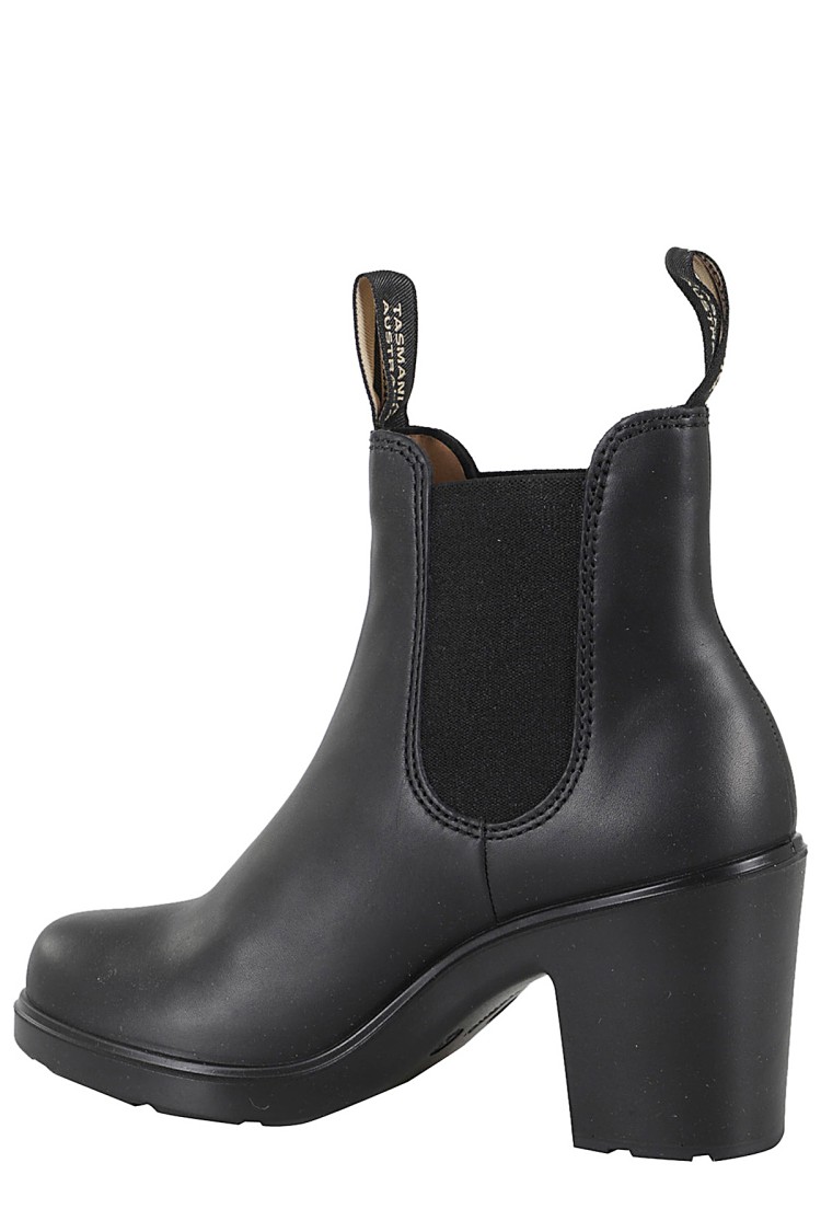 Blundstone Black Water-repellent Leather Ankle Boots With Logo Tab In Black