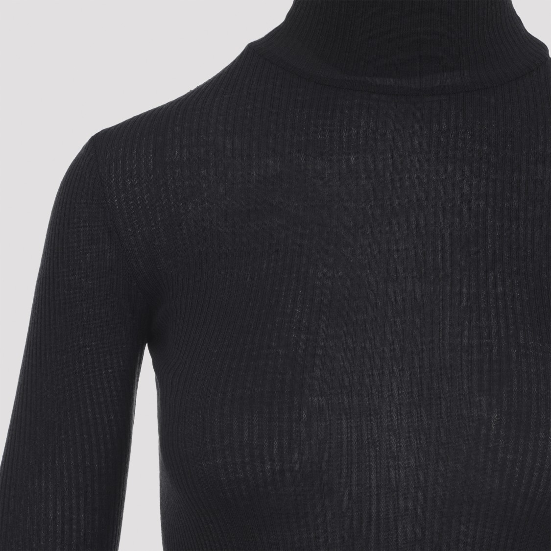 Lemaire Fitted Long-sleeve Black Wool Top In Black