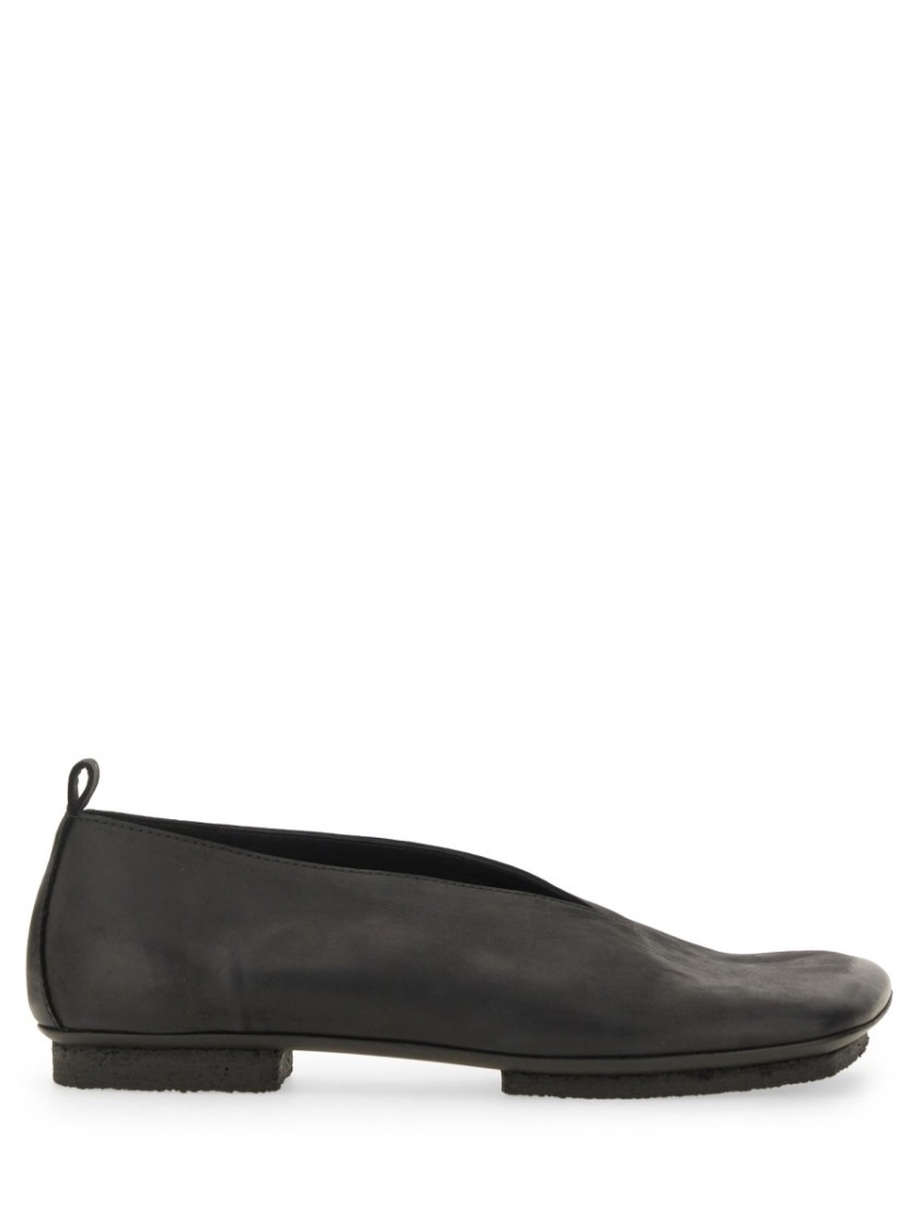 Shop Uma Wang Stone Ballerina In Black