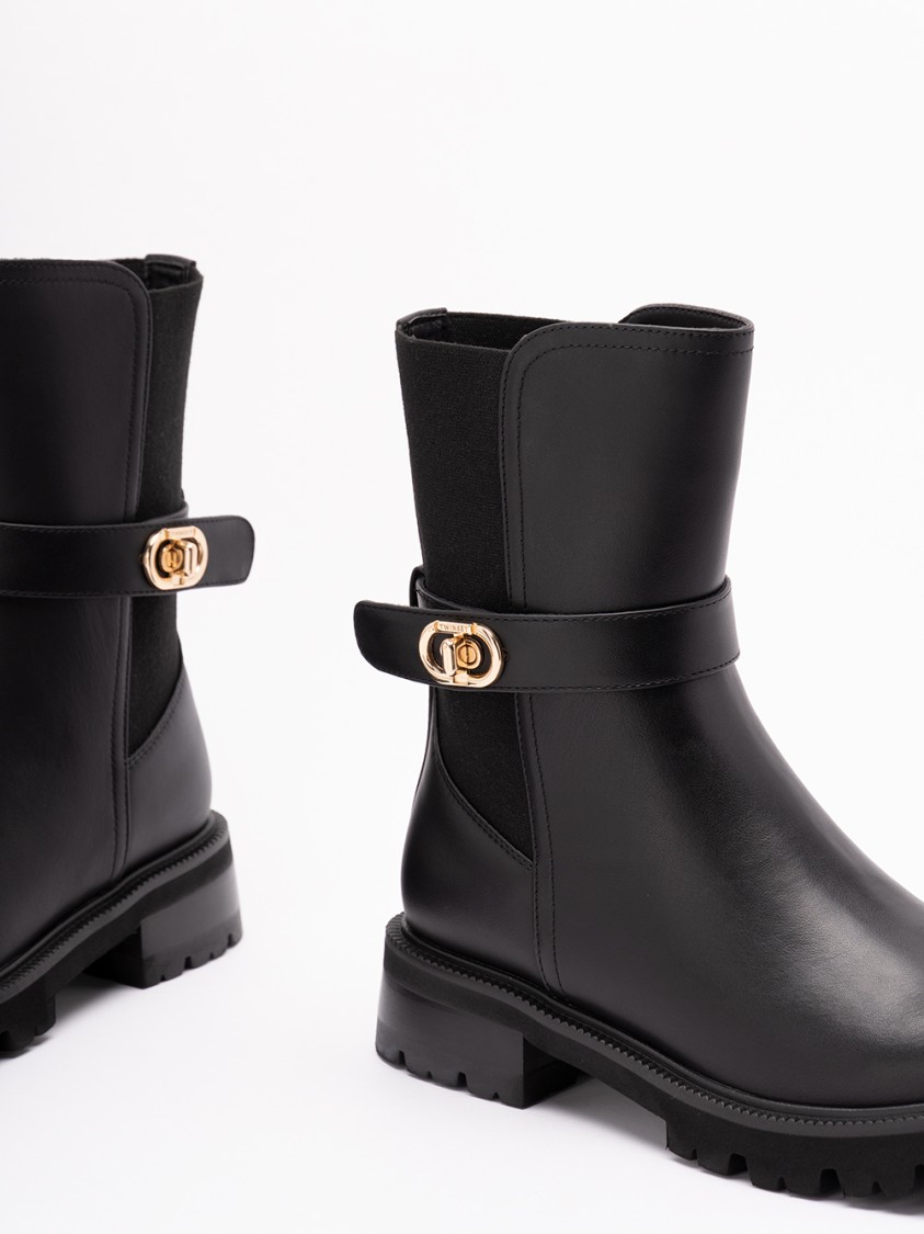 Twinset Twin-set Black Polyurethane Boots In Multi