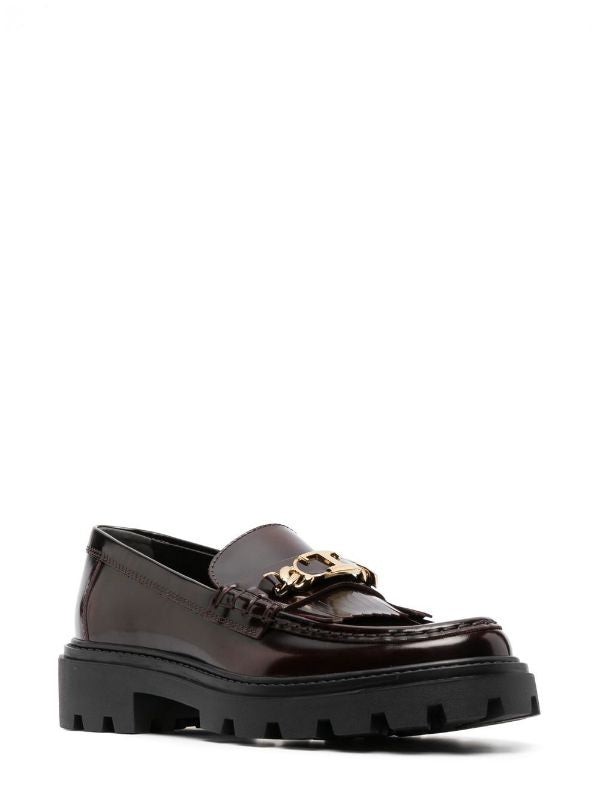 Tod's Leather Loafers With Gold-tone Chain Detail In Burgundy