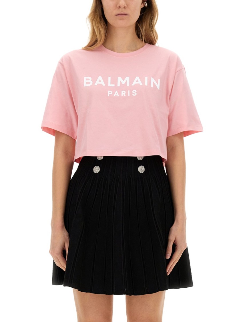 Shop Balmain Cropped T-shirt With Bold Logo Print In Pink
