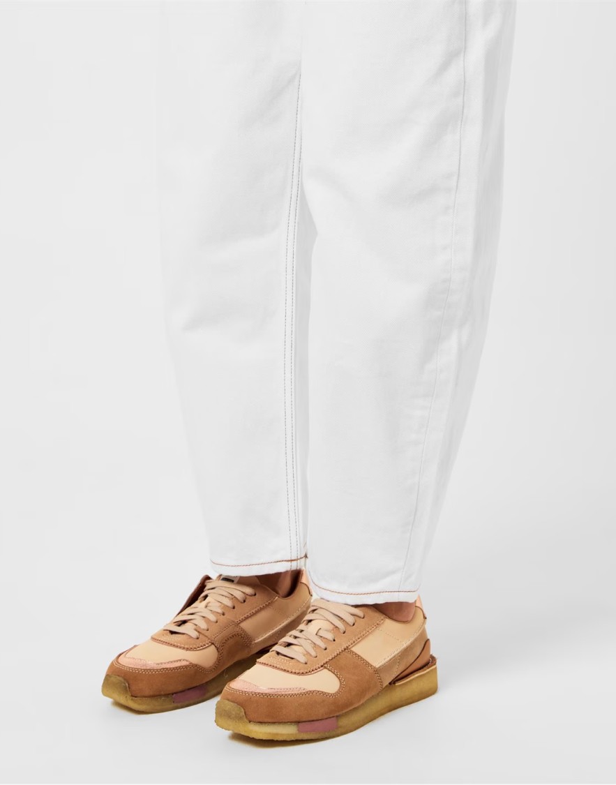 Clarks Torrun Sneakers In Brown