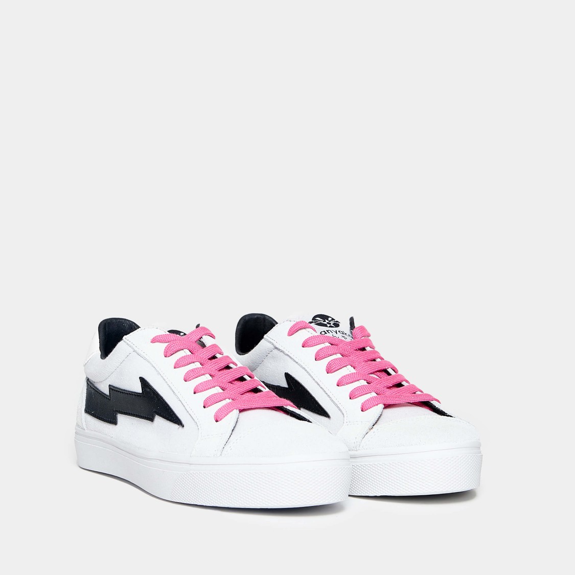 Sanyako Sneakers