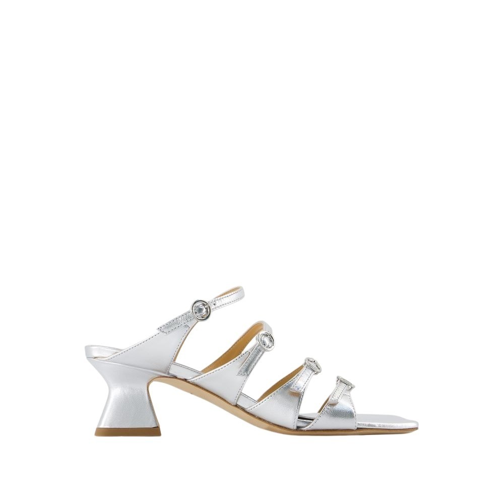 Shop Aeyde Aeydē Eanna Pumps - Leather - Silver