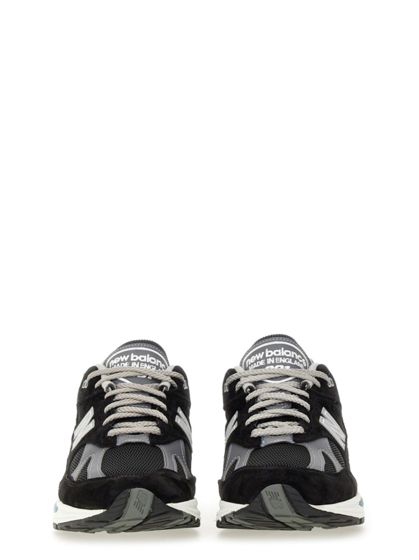 New Balance Mesh And Suede Sneakers With Reflective Accents In Black