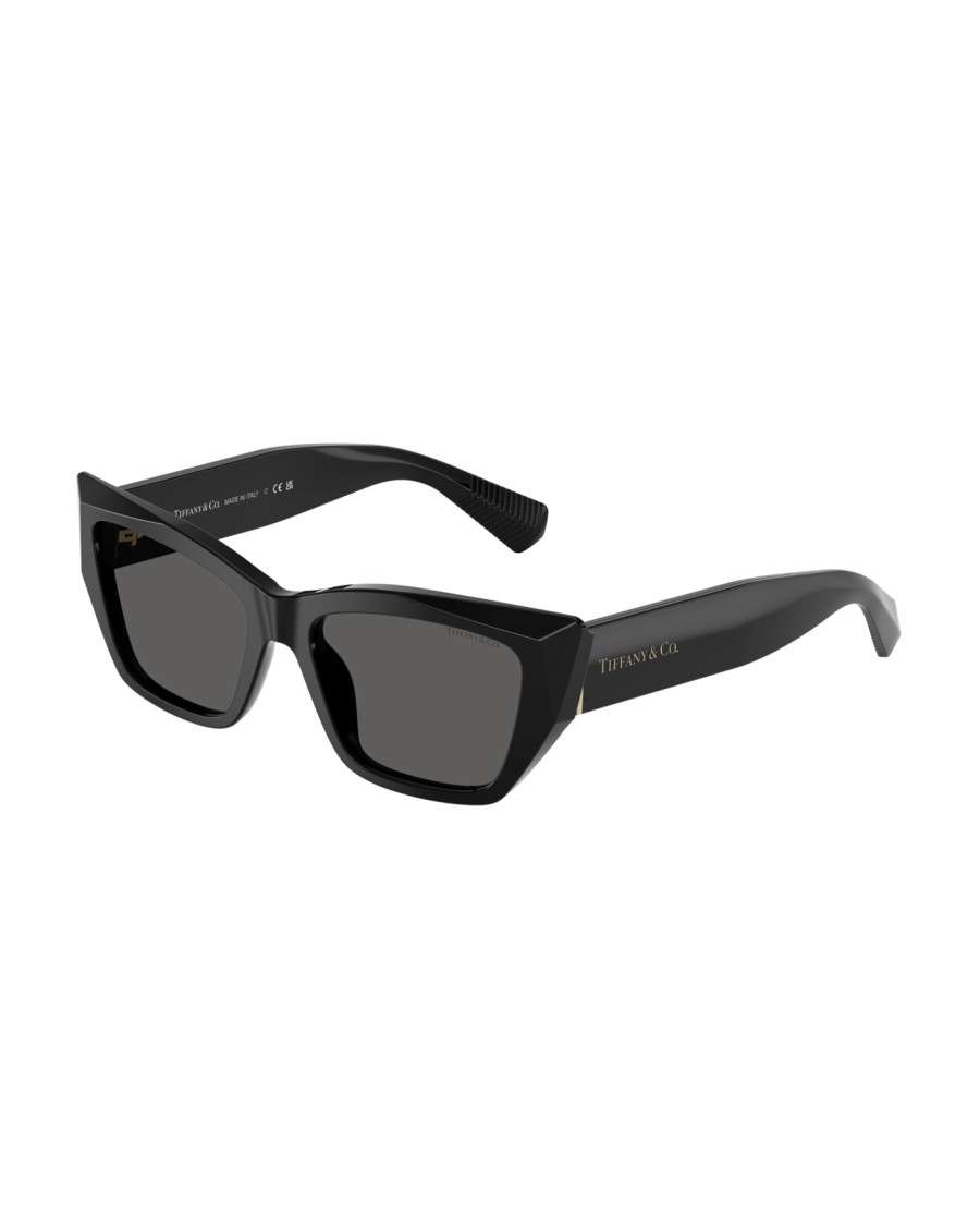 Tiffany & Co . Bold Cat-eye Sunglasses With Thick Black Frames In Black