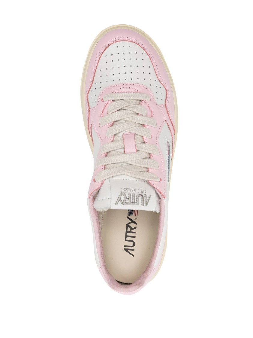 Autry Sneakers Medalist Low In Pelle Bicolore Bianco E Rosa In Pink