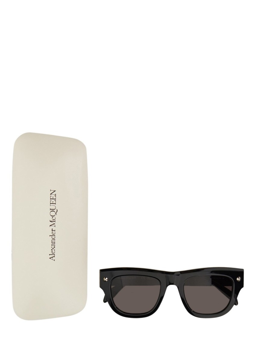 Alexander Mcqueen Angular Black Acetate Sunglasses With Glossy Finish In Black