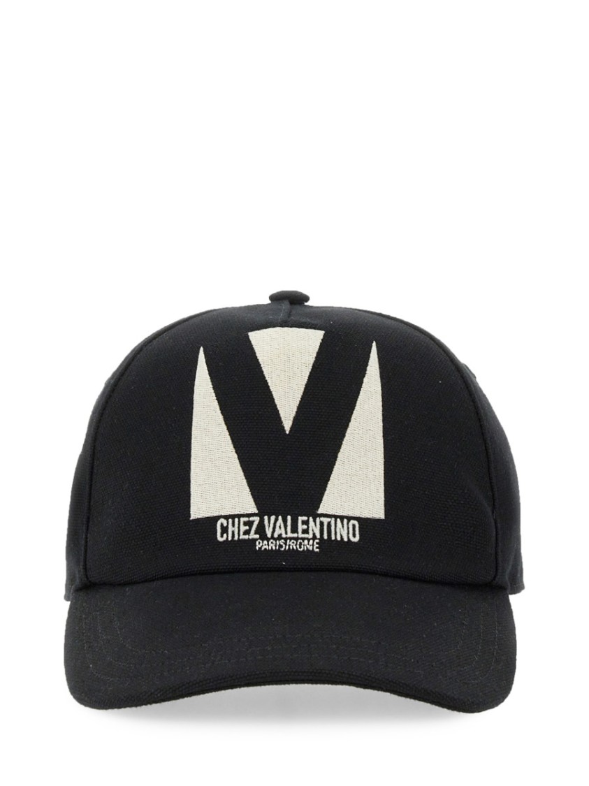 Valentino Garavani Black Hat With Logo On The Front In Cotton Man
