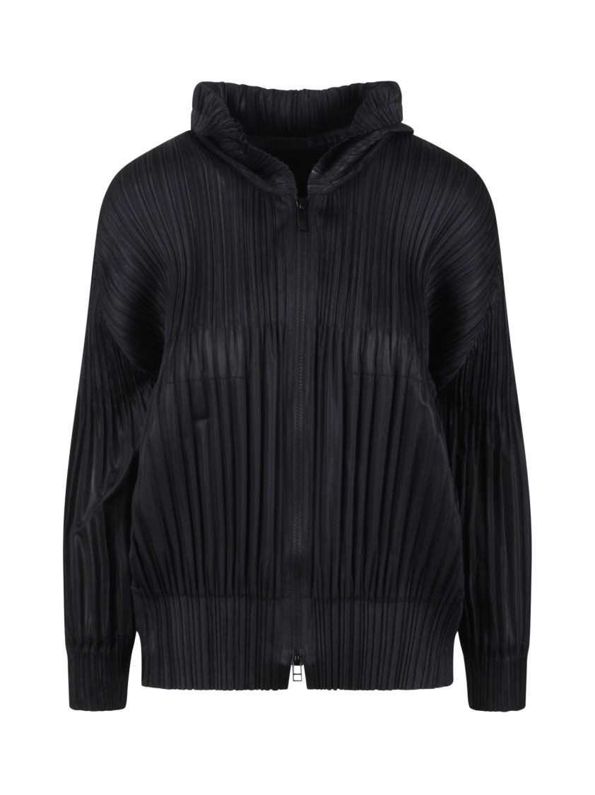 Issey Miyake Pleated Detail Coat In Black