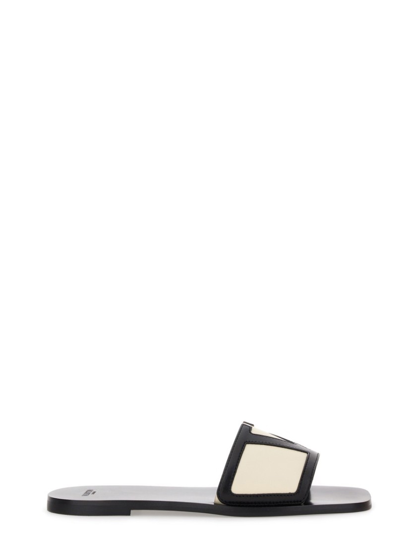 Valentino Butter White And Black Synthetic Slides With Wide Strap