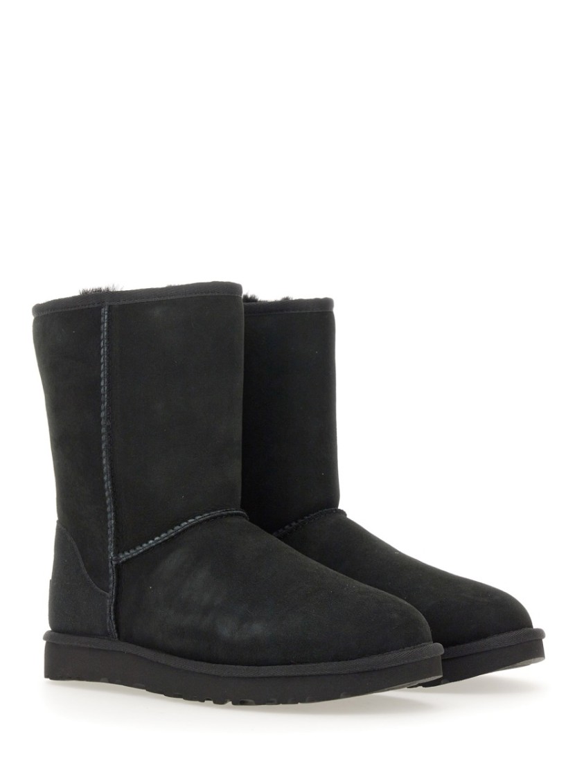 Ugg Boot Classic Short Ii In Black
